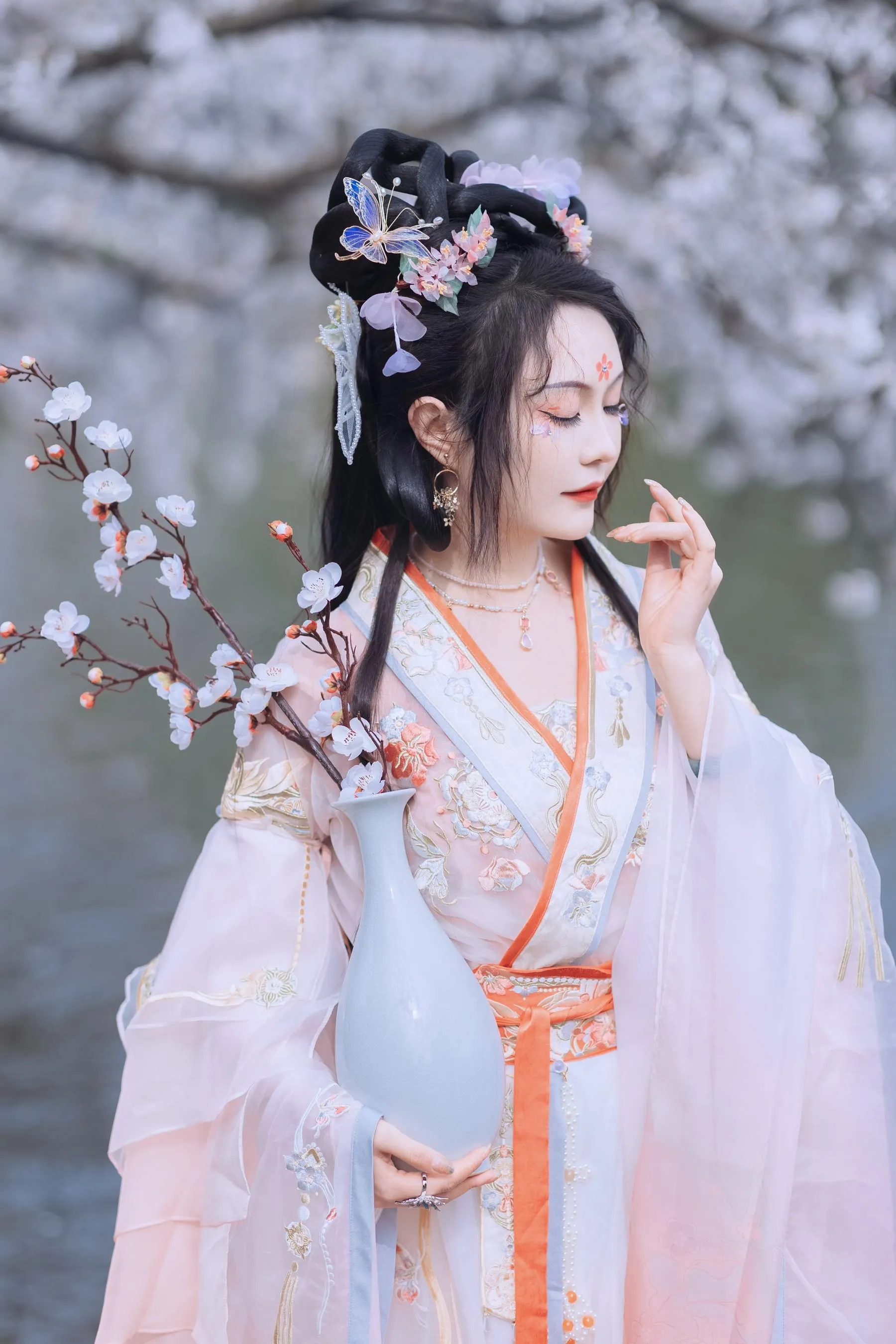 [艺图语] 2022.06.24 初春赏樱 璐璐haley [43P]插图8
